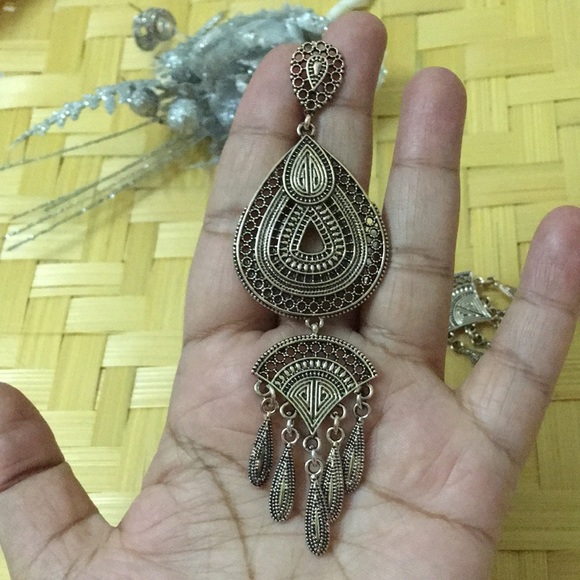 Rose Gold Oxidized Danglers - Picture 6 of 6